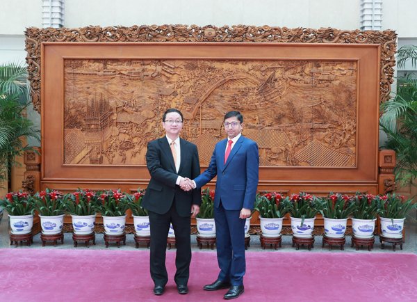 Indian, Chinese officials discuss ways to stabilise, develop relationship