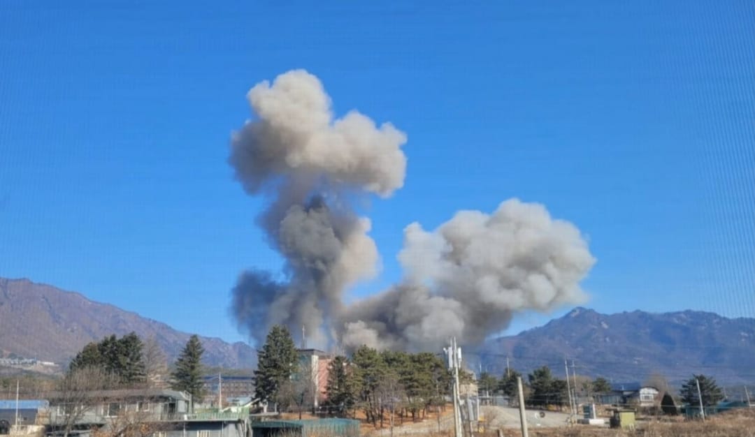 South Korean fighter jets accidentally drop 8 bombs on civilian area during joint drill with US military