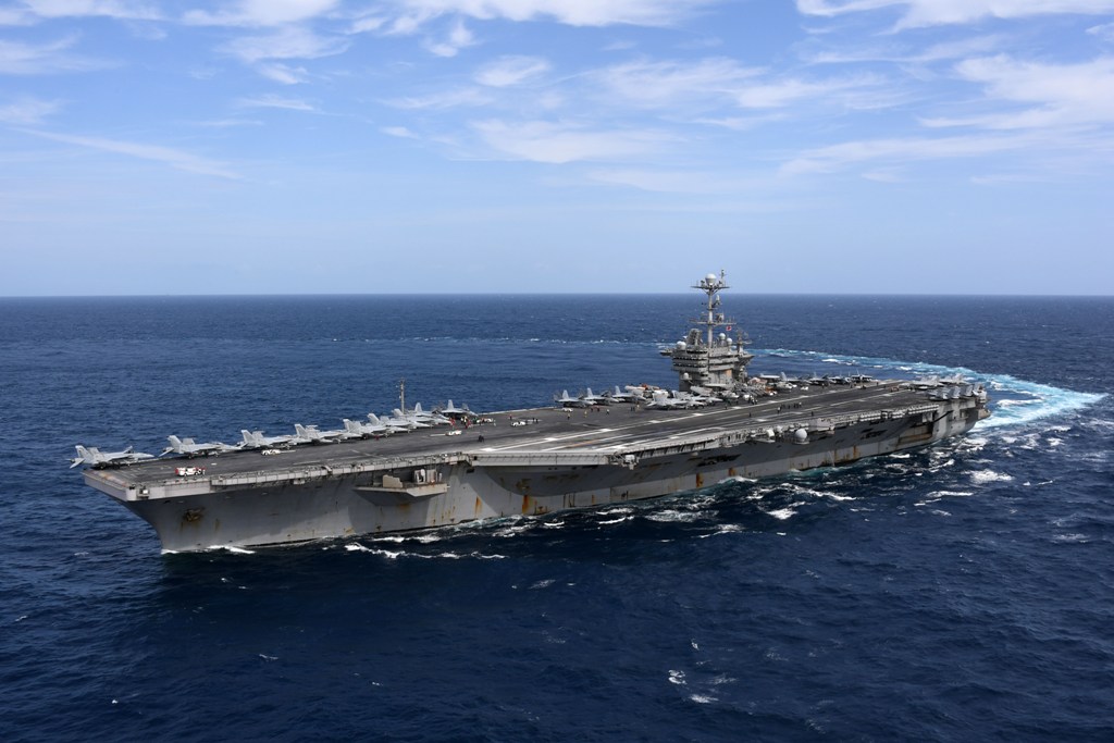 US strikes kill 8 in Sanaa, hundreds of Houthi fighters targeted