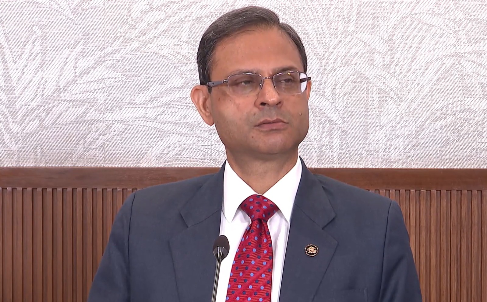 RBI cuts key repo rate again to boost Indian economy amid US tariffs