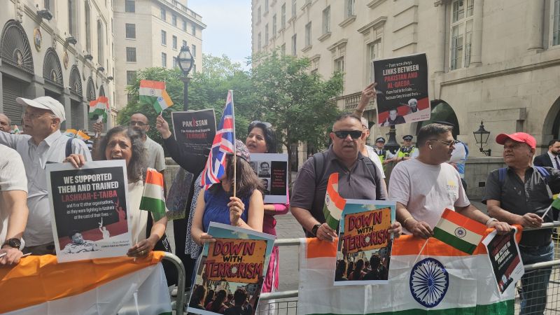 London: Indian community members demonstrate against Kashmir attack