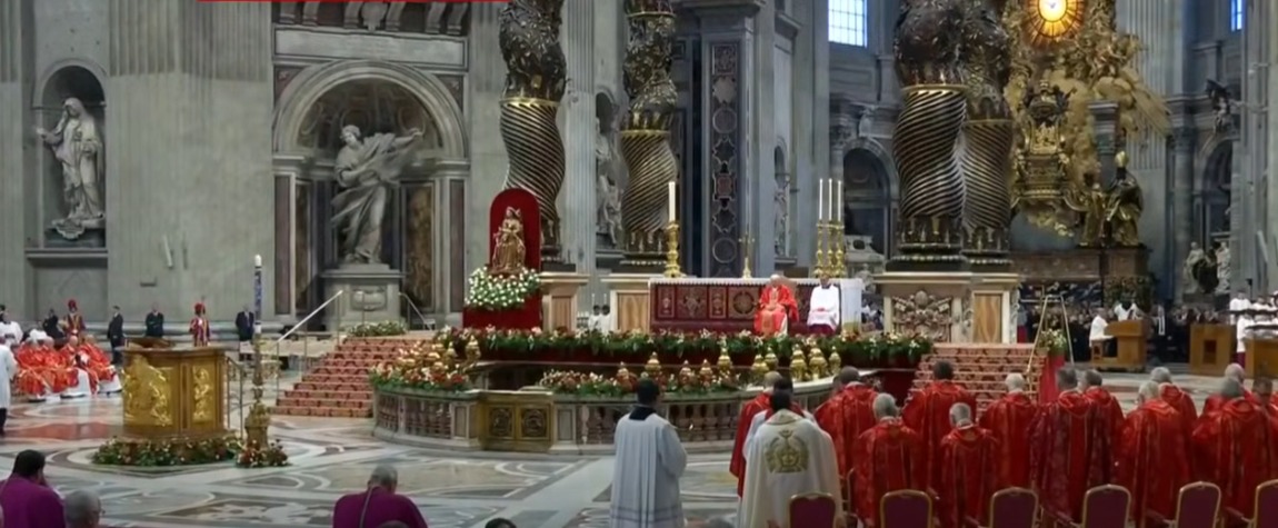 Cardinals resume voting on second day to choose new Pope