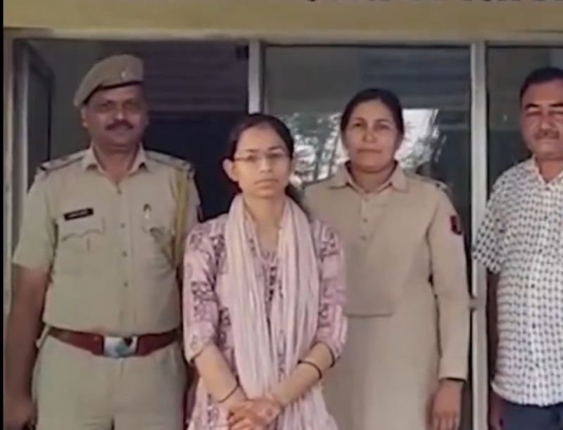 Indian bank manager swindles money of over 40 customers before she was arrested