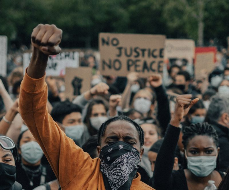 French Police arrested nearly 200 people with 'Block Everything' protesters attempting to paralyse the country following the collapse of former PM François Bayrou-led government
